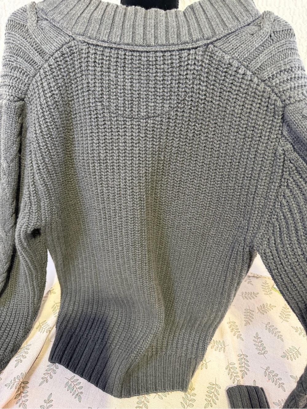Cabela's Men's Dark Gray Cable-Knit V-Neck Button Sweater - Picture 5 of 6